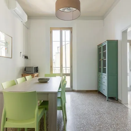 Irnerio By Wonderful Italy * Bolonia